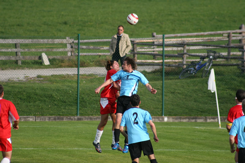 gal/08. Spieltag- SV Reischach-Rasen/2006-10-24 - SVR gg. Rasen-Antholz 153.jpg